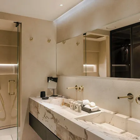 Hotel Casaly & 5*